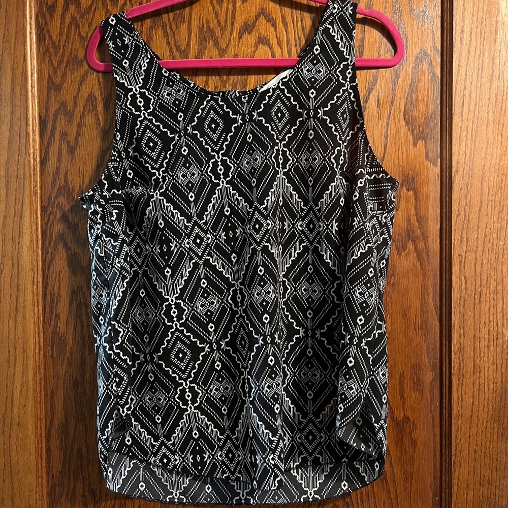 H&M Black and White Patterned Tank Top